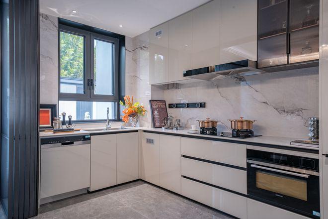 颐和公馆售楼处发布：颐和公馆营销中心！j9九游会真人第一品牌北京热搜好房！(图8)